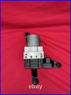 Bmw F15 F16 X5 ABS Module DXC9 ACC Active Cruise Control Module 6884733 6884734